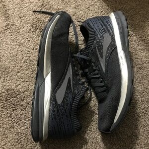 Brooks Ricochet Running Shoes - 9.5